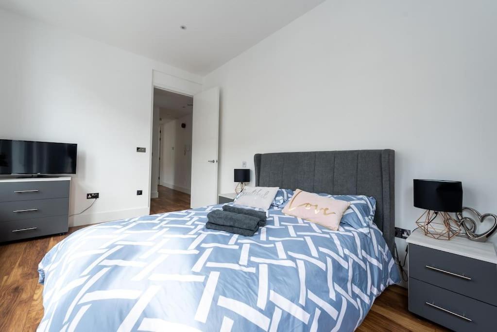 Beautiful Apartment By Hyde Park Ss2 London Exterior photo